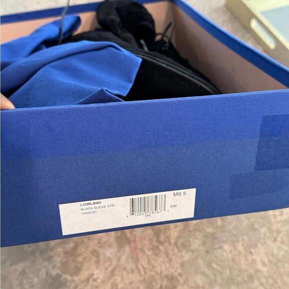 STUART WEITZMAN LOWLAND BOOTS size 9.5 M shoes, boots $950 ] - Picture 16 of 16